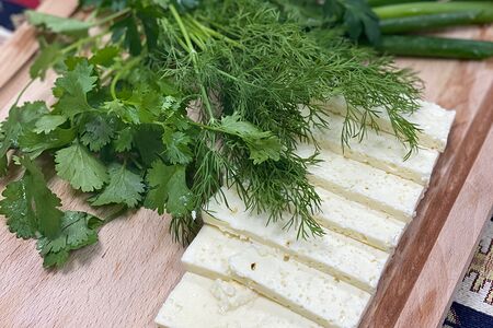 Брынза-зелень