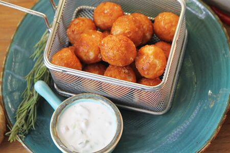 Сырные шарики