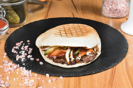 Сербский бургер