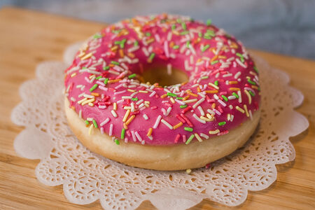 Пончик Клубника