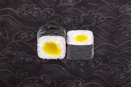 Ролл Маки такуан