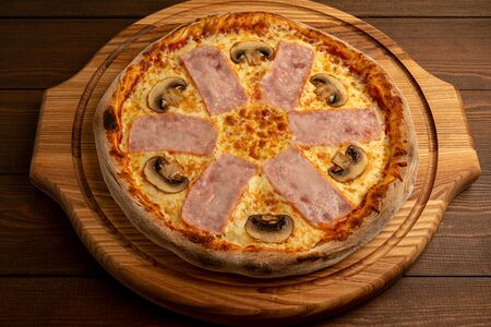 Ветчина и грибы