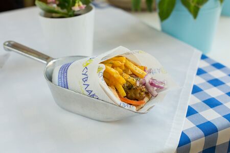 Пита Сувлаки с телятиной