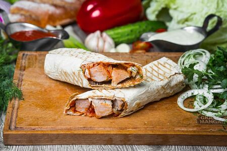 Шашлык в лаваше