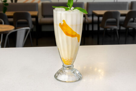 Ванильный молочный коктейль