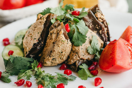 Баклажаны с орехами