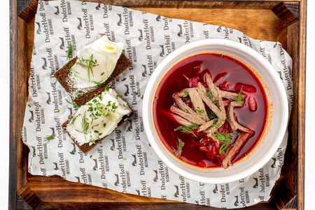 Борщ с салом