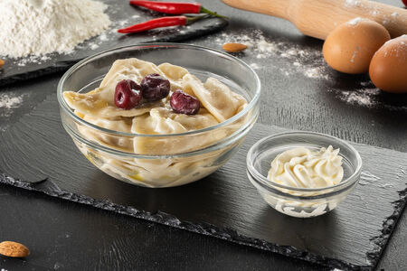 Вареники с вишней