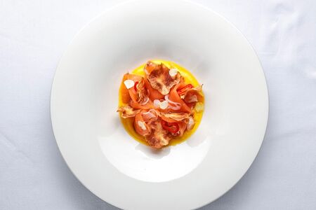 Форель с кремом из манго