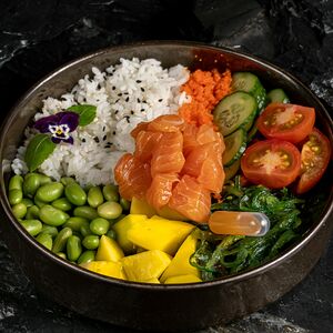 Поке с лососем