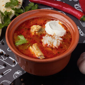 Харчо из баранины со сметаной