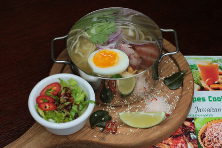 Суп Хакка Рамен