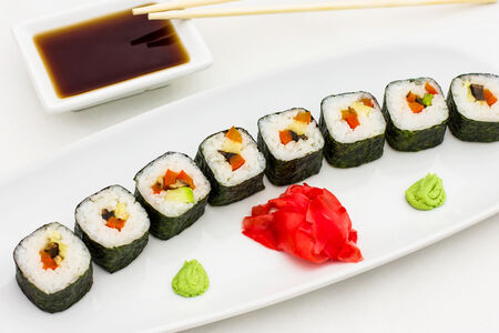 Ролл с овощами гриль