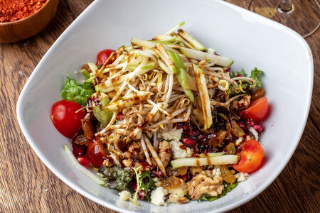 Салат с козьим сыром