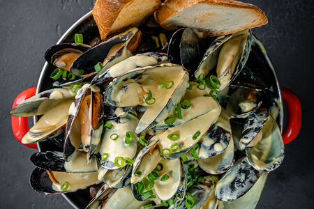 Мидии в горчичном соусе