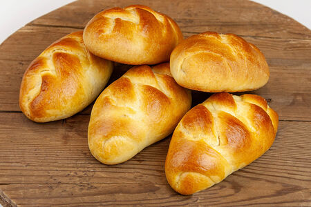 Пирожки печёные с курагой