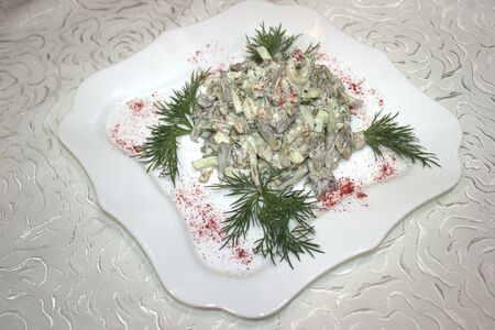 Салат Каприз