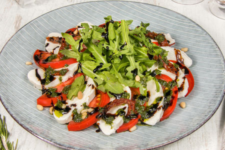 Салат Капрезе