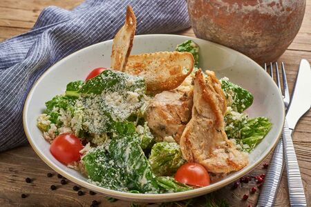 Цезарь с курицей