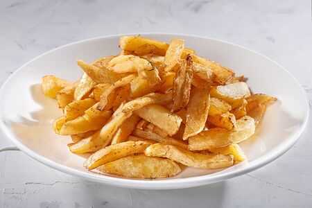 Жареный картофель с луком