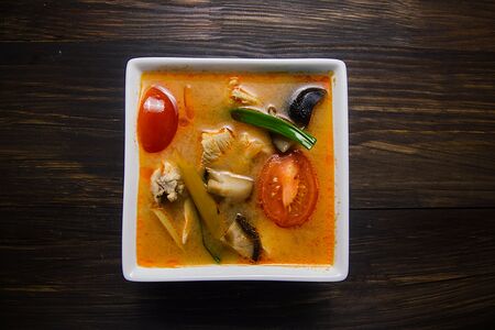 Суп том-ям с курицей