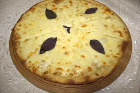 Пицца Четыре вида сыра