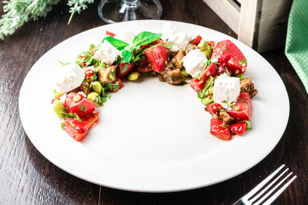 Салат Печёные овощи с брынзой