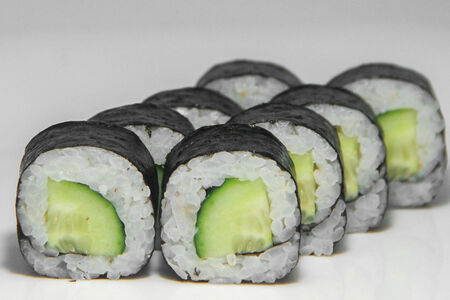 Ролл Огурец