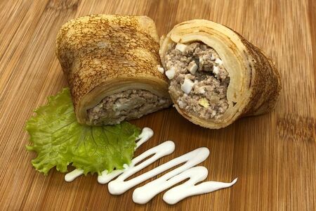 Блин с мясом