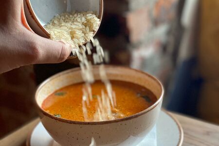 Суп Том ям с креветками