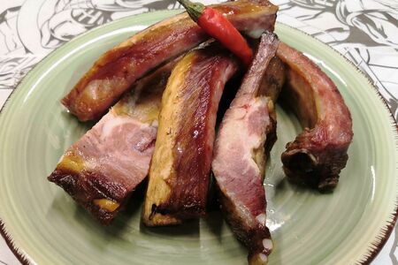 Копченые свиные ребра