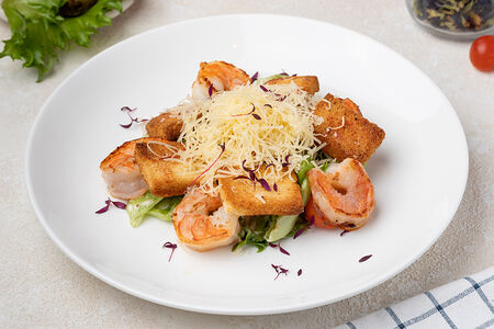 Салат Цезарь с креветками