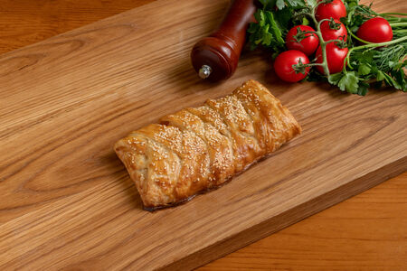 Пирог с ветчиной и сыром