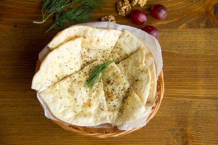 Фокачча с сыром и травами