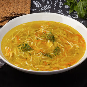 Куриный суп с домашней лапшой
