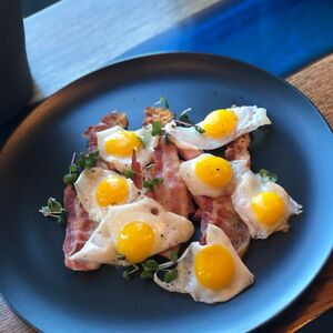 Глазунья из перепелиных яиц