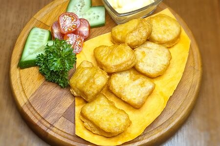 Куриные наггетсы