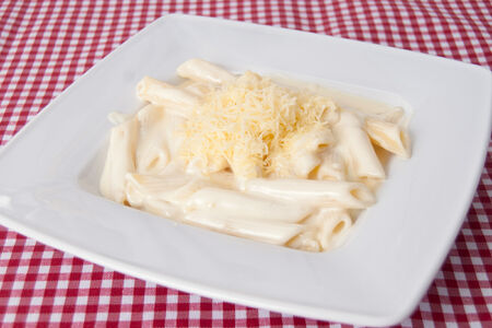 Пенне Четыре сыра