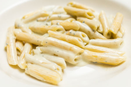 Пенне четыре сыра