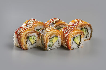 Ролл Угорь-авокадо-огурец