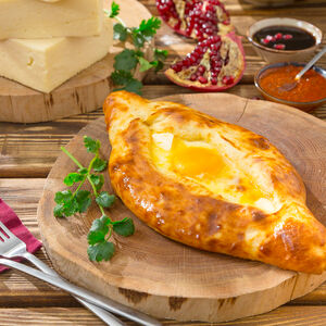 Хачапури по-аджарски