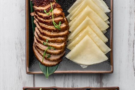 Филе утки в пекинском стиле