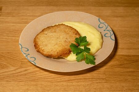 Куриная котлетка с пюре
