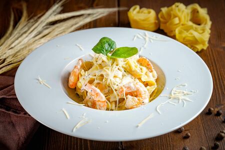 Фетучини с креветками