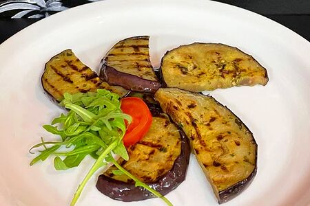 Баклажан запеченный