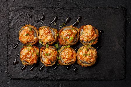 Запеченный спайси лосось