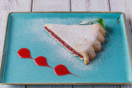 Вишневый тарт