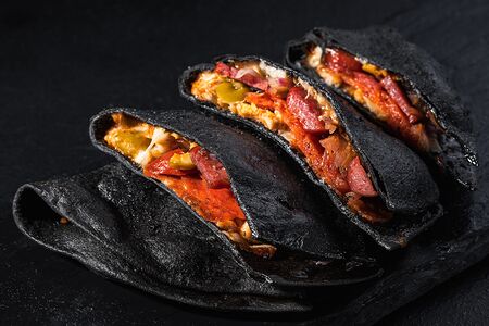 Кесадилья black мясная острая