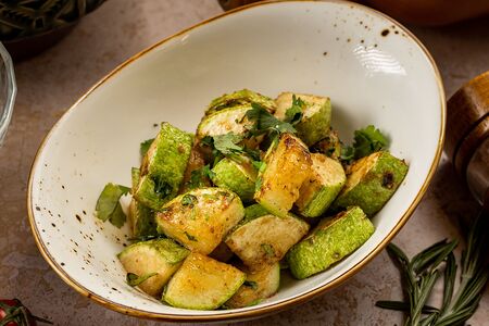 Обжаренные кабачки