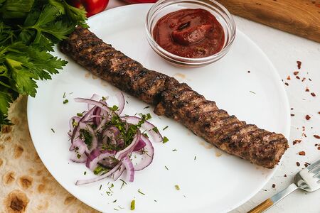 Люля-кебаб из говядины и свинины